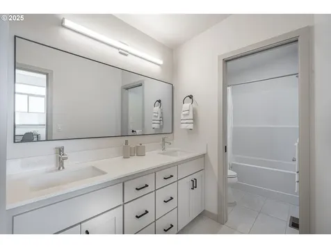 135 Shelton Mcmurphey Boulevard Eugene OR 97401