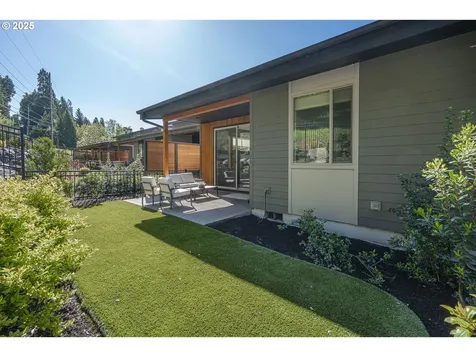 135 Shelton Mcmurphey Boulevard Eugene OR 97401