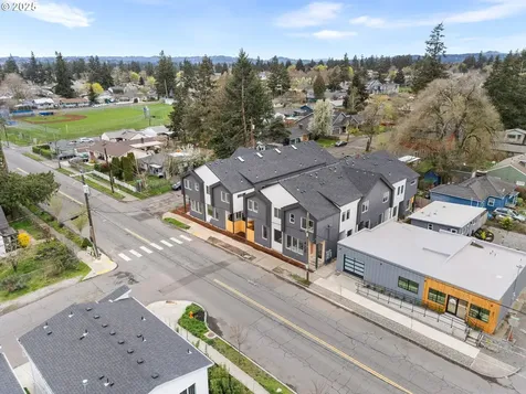8051 SE 72nd Avenue Portland OR 97206