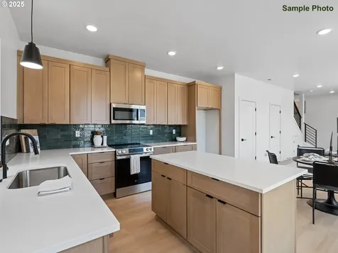 8051 SE 72nd Avenue Portland OR 97206