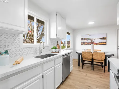 3980 SW 208th Court Beaverton OR 97078