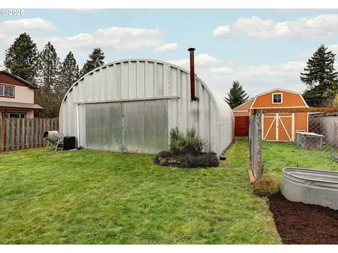 4937 SE 115th Avenue Portland OR 97266