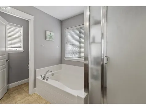 14818 NE 23rd Avenue Vancouver WA 98686