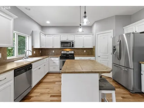 14818 NE 23rd Avenue Vancouver WA 98686
