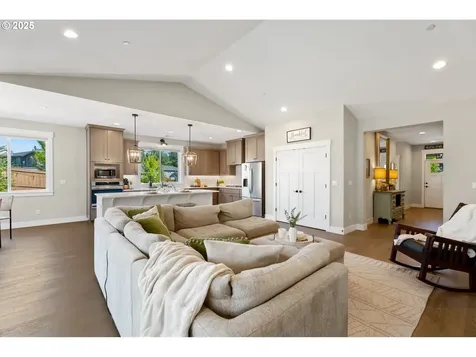 1721 NE Pecan Lane Camas WA 98607
