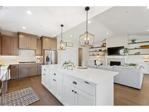 1721 NE Pecan Lane Camas WA 98607