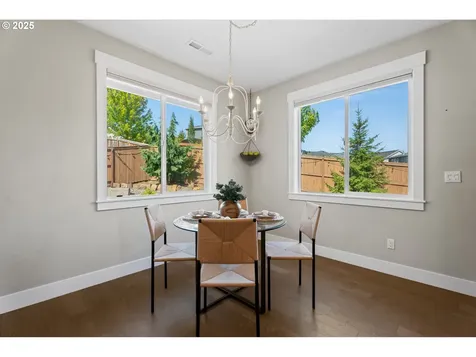 1721 NE Pecan Lane Camas WA 98607