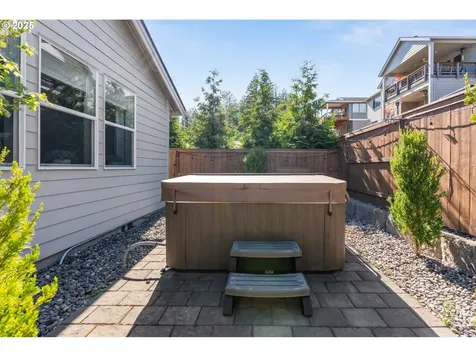 1721 NE Pecan Lane Camas WA 98607