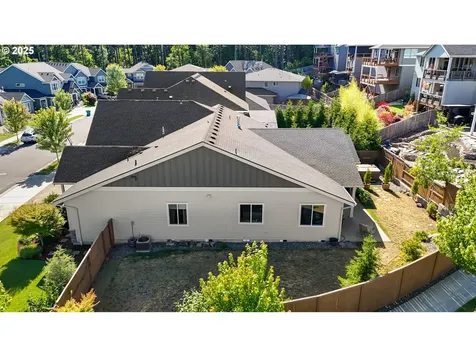1721 NE Pecan Lane Camas WA 98607