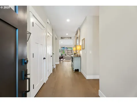 1721 NE Pecan Lane Camas WA 98607