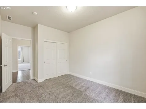 1190 Peascod Drive Eugene OR 97402