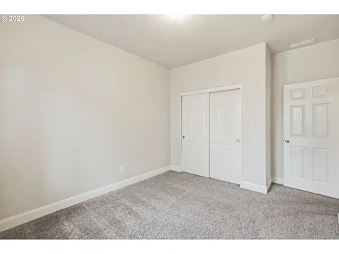 1190 Peascod Drive Eugene OR 97402