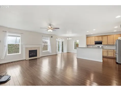 1190 Peascod Drive Eugene OR 97402