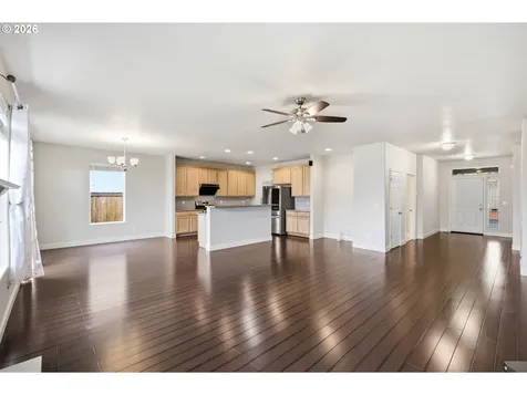 1190 Peascod Drive Eugene OR 97402