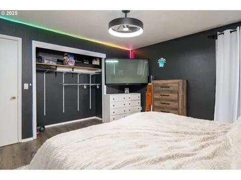 1532 SW Pioneer Drive Willamina OR 97396