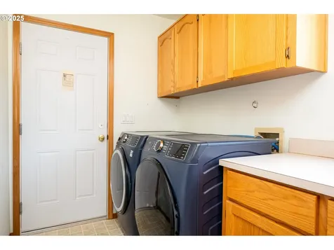 1532 SW Pioneer Drive Willamina OR 97396