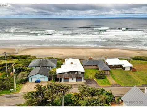 6117 NW Logan Road Lincoln City OR 97367