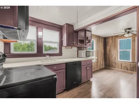 405 NE 115th Circle Vancouver WA 98685