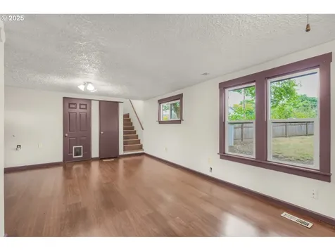 405 NE 115th Circle Vancouver WA 98685