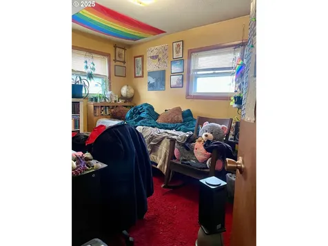 909 NE Davis Street Mcminnville OR 97128