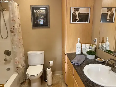 1410 Graham Drive Kelso WA 98626