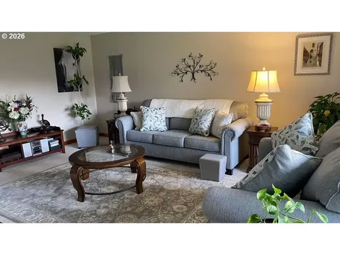 1410 Graham Drive Kelso WA 98626