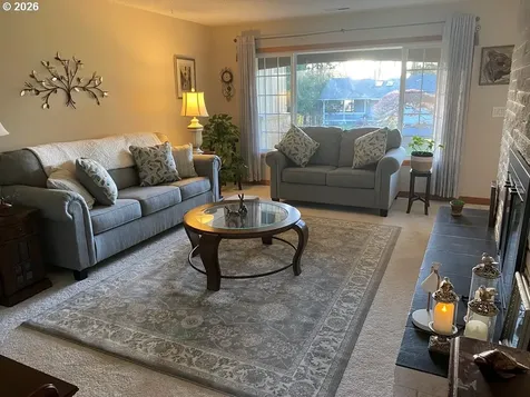 1410 Graham Drive Kelso WA 98626