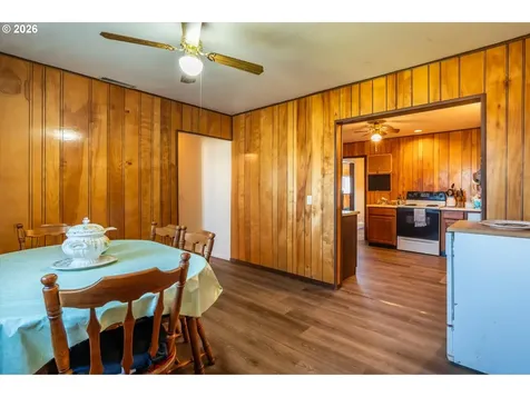 1726 Johnson Street North Bend OR 97459