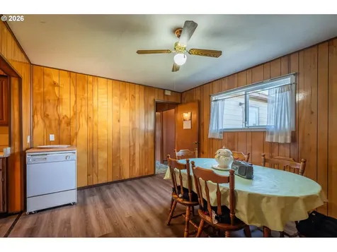 1726 Johnson Street North Bend OR 97459