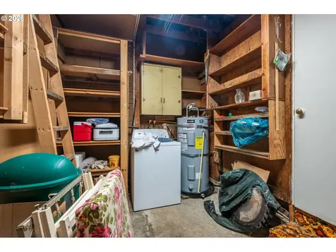 1726 Johnson Street North Bend OR 97459