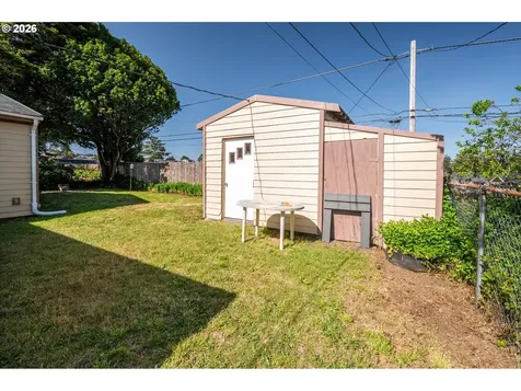1726 Johnson Street North Bend OR 97459