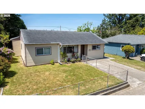 1726 Johnson Street North Bend OR 97459