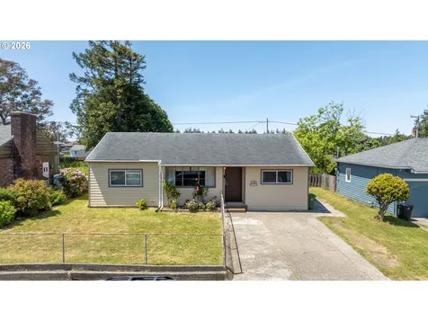 1726 Johnson Street North Bend OR 97459