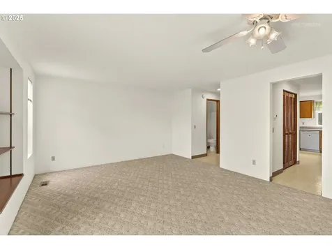2335 SE Dove Street Hillsboro OR 97123