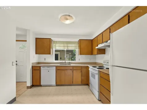 2335 SE Dove Street Hillsboro OR 97123