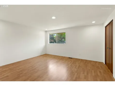 2335 SE Dove Street Hillsboro OR 97123