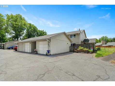 2335 SE Dove Street Hillsboro OR 97123
