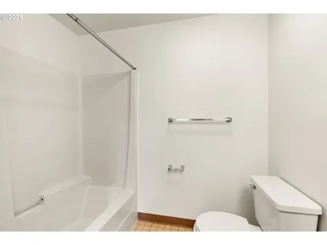 2335 SE Dove Street Hillsboro OR 97123