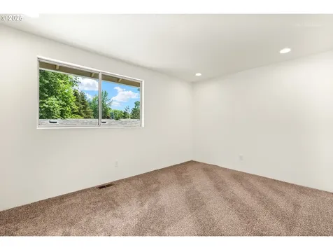2335 SE Dove Street Hillsboro OR 97123