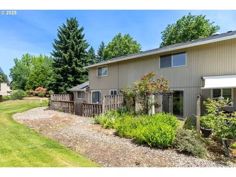 2335 SE Dove Street Hillsboro OR 97123