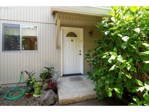 2335 SE Dove Street Hillsboro OR 97123
