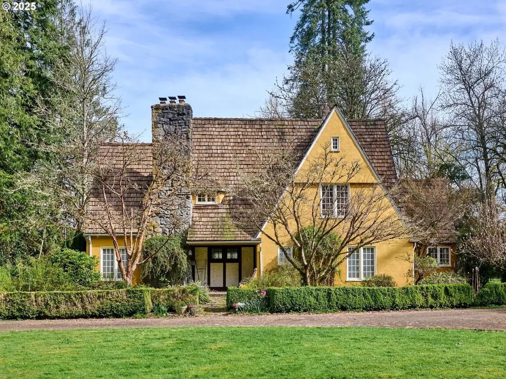 15361 Clackamas River Drive Oregon City OR 97045