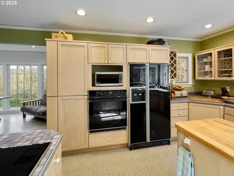 15361 Clackamas River Drive Oregon City OR 97045