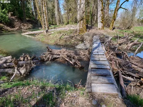 15361 Clackamas River Drive Oregon City OR 97045