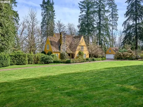 15361 Clackamas River Drive Oregon City OR 97045