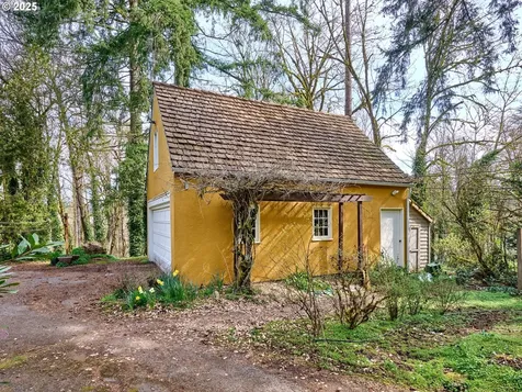 15361 Clackamas River Drive Oregon City OR 97045