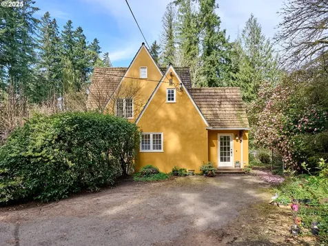 15361 Clackamas River Drive Oregon City OR 97045