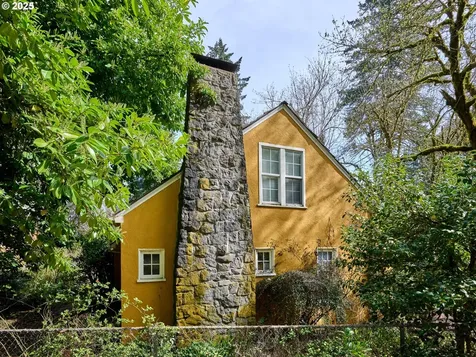 15361 Clackamas River Drive Oregon City OR 97045