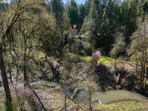 15361 Clackamas River Drive Oregon City OR 97045