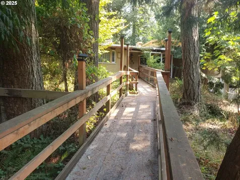 2962 Laurel Road Longview WA 98632